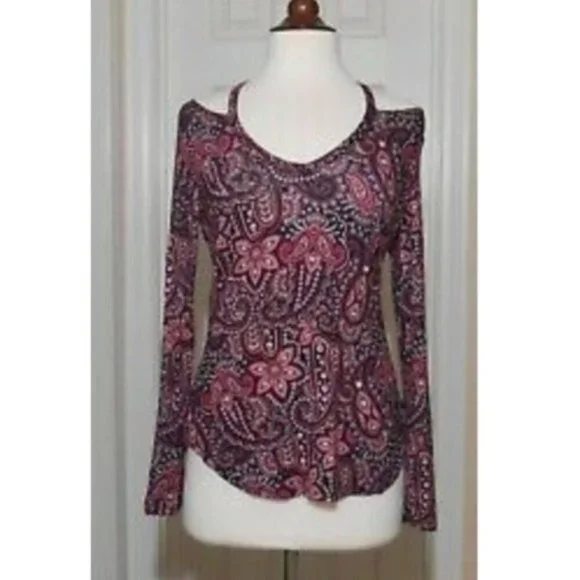 NWT Ultra Flirt Cut Out Cold Collar Top - Picture 2 of 5